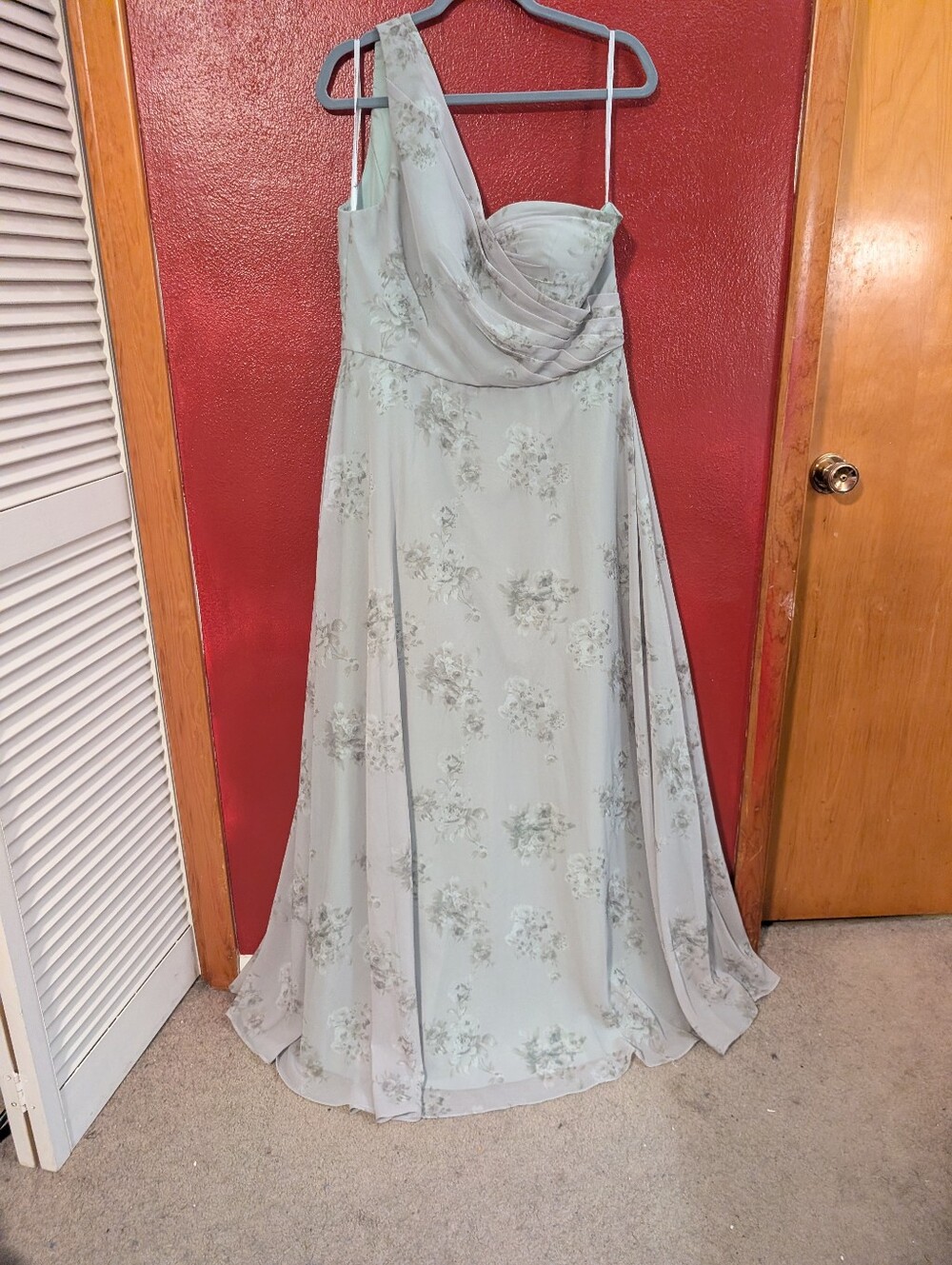One-Shoulder Floral Evening Gown in Light Sage